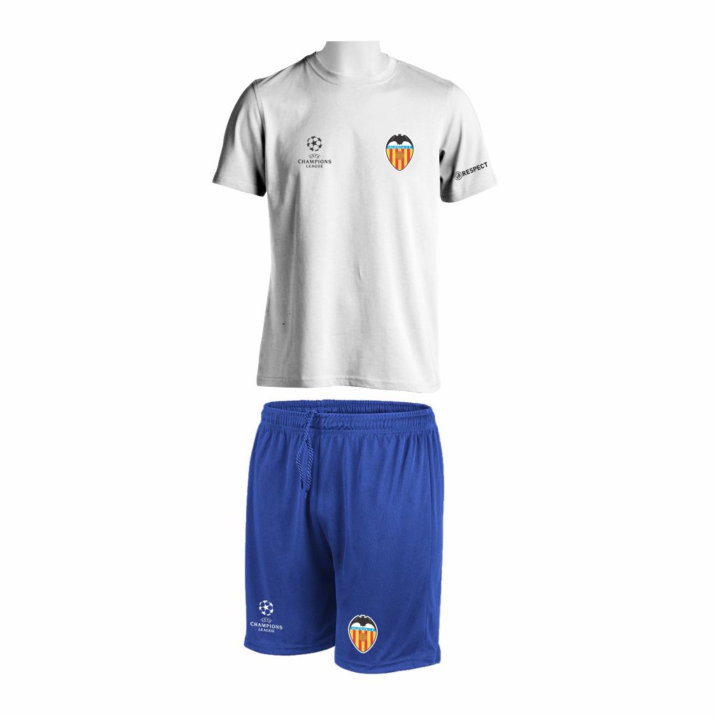 Trening Komplet Valencia v4 Trening Komplet Valencia je oprema za trening koji se sastoji od majice i šorca sa štampom grbova.