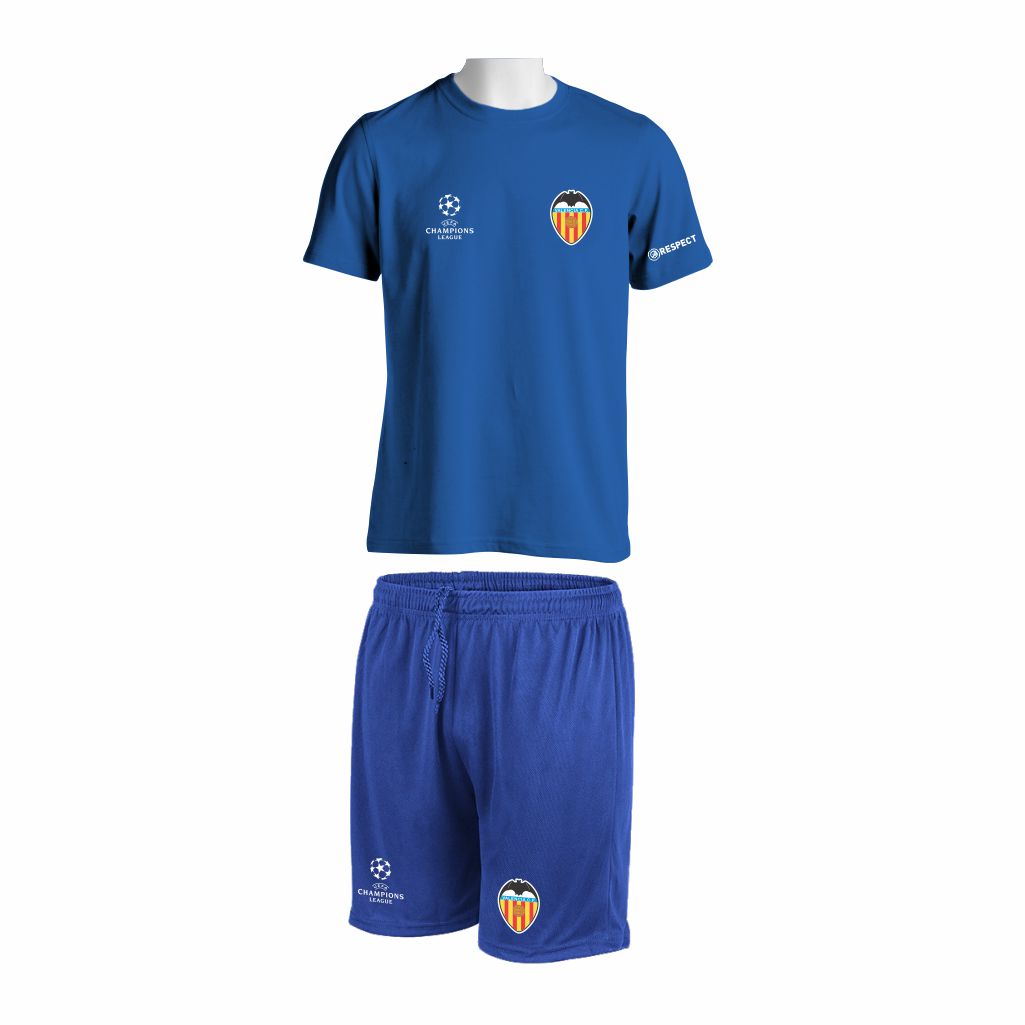 Trening Komplet Valencia v5 Trening Komplet Valencia je oprema za trening koji se sastoji od majice i šorca sa štampom grbova.